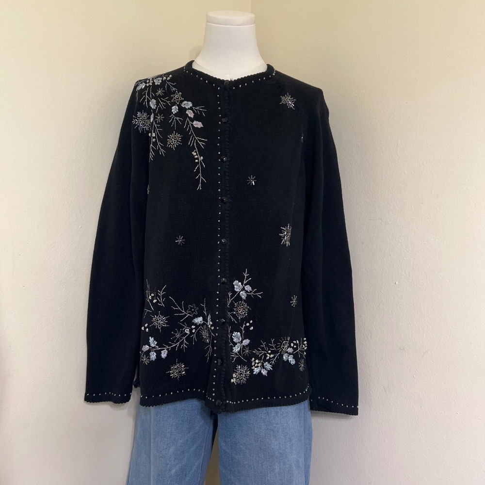 Stitches In Time Womens Black Embroidered Beaded Snowflake Cardigan Sweater M